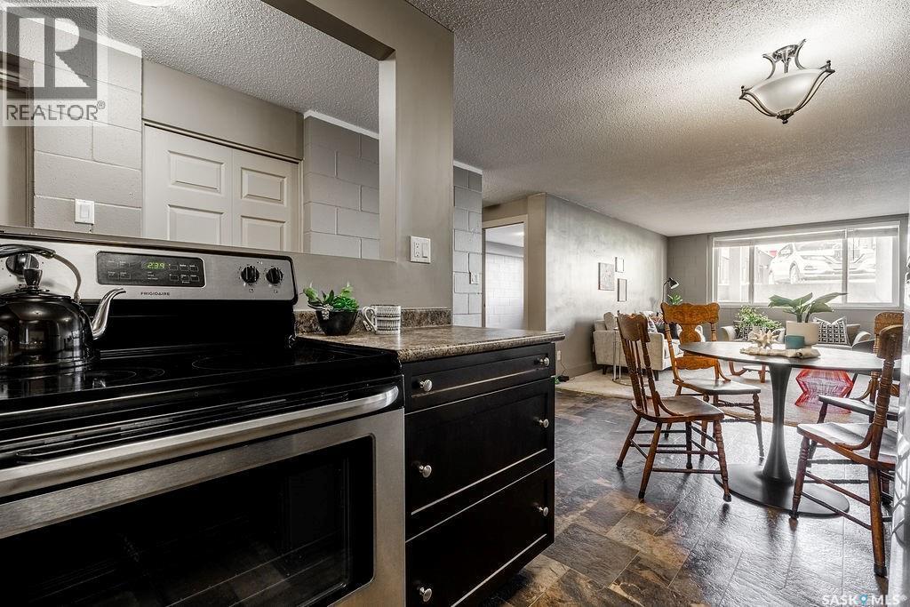 8 2707 7Th Street E, Saskatoon, SK - Indoor