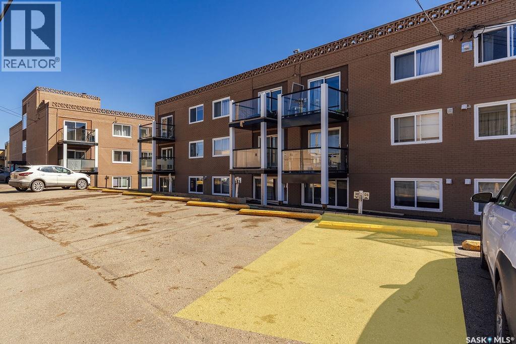 8 2707 7Th Street E, Saskatoon, SK - Outdoor