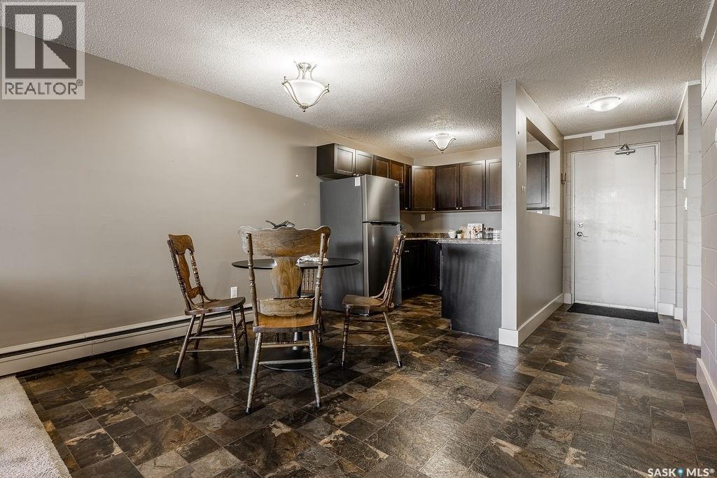 8 2707 7Th Street E, Saskatoon, SK - Indoor
