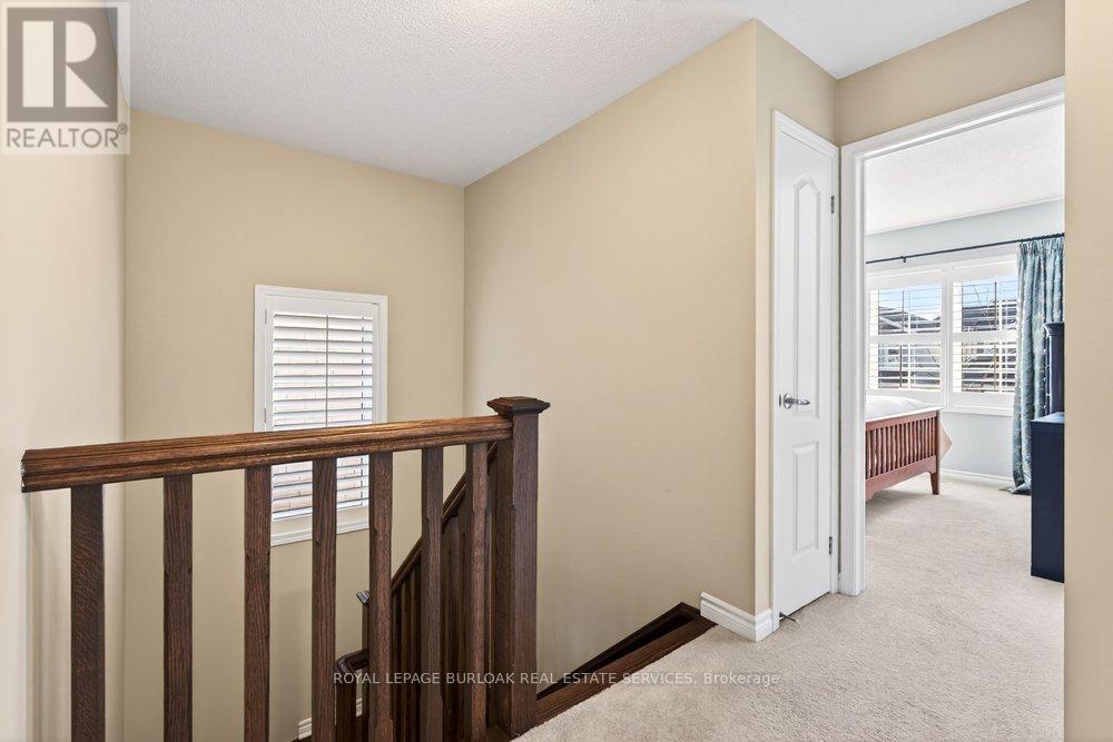 446 Grey Landing, Milton, ON - Indoor Photo Showing Other Room