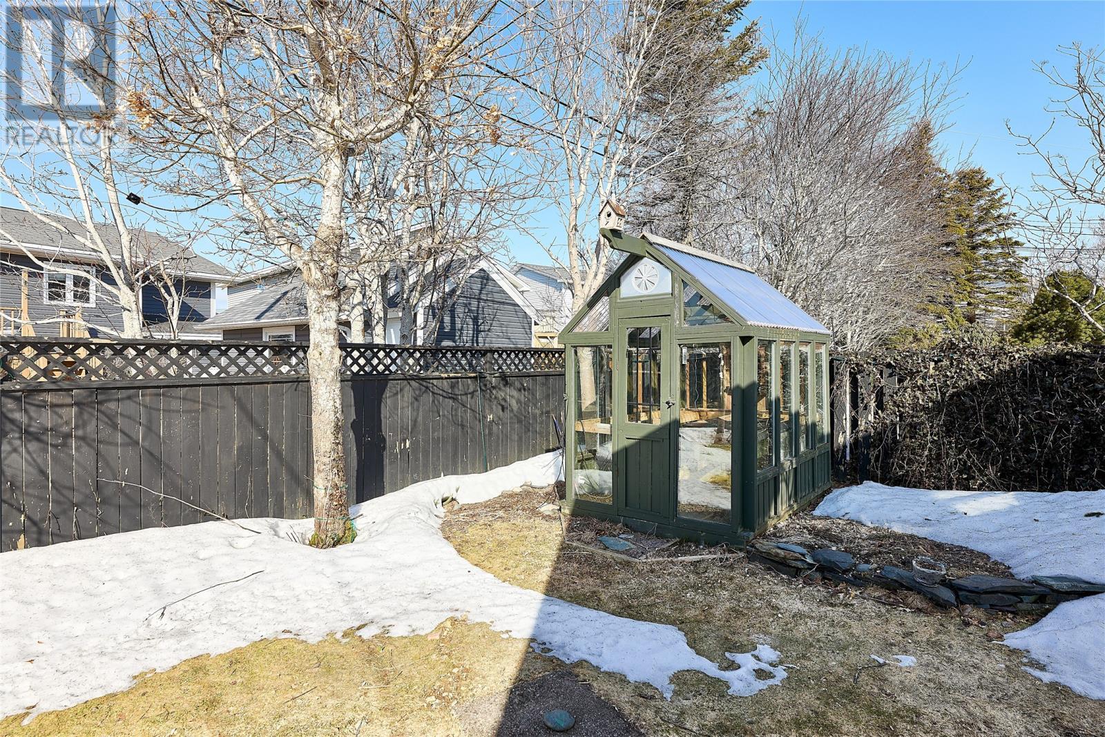 8 Roddickton Place, St. John'S, NL - Outdoor
