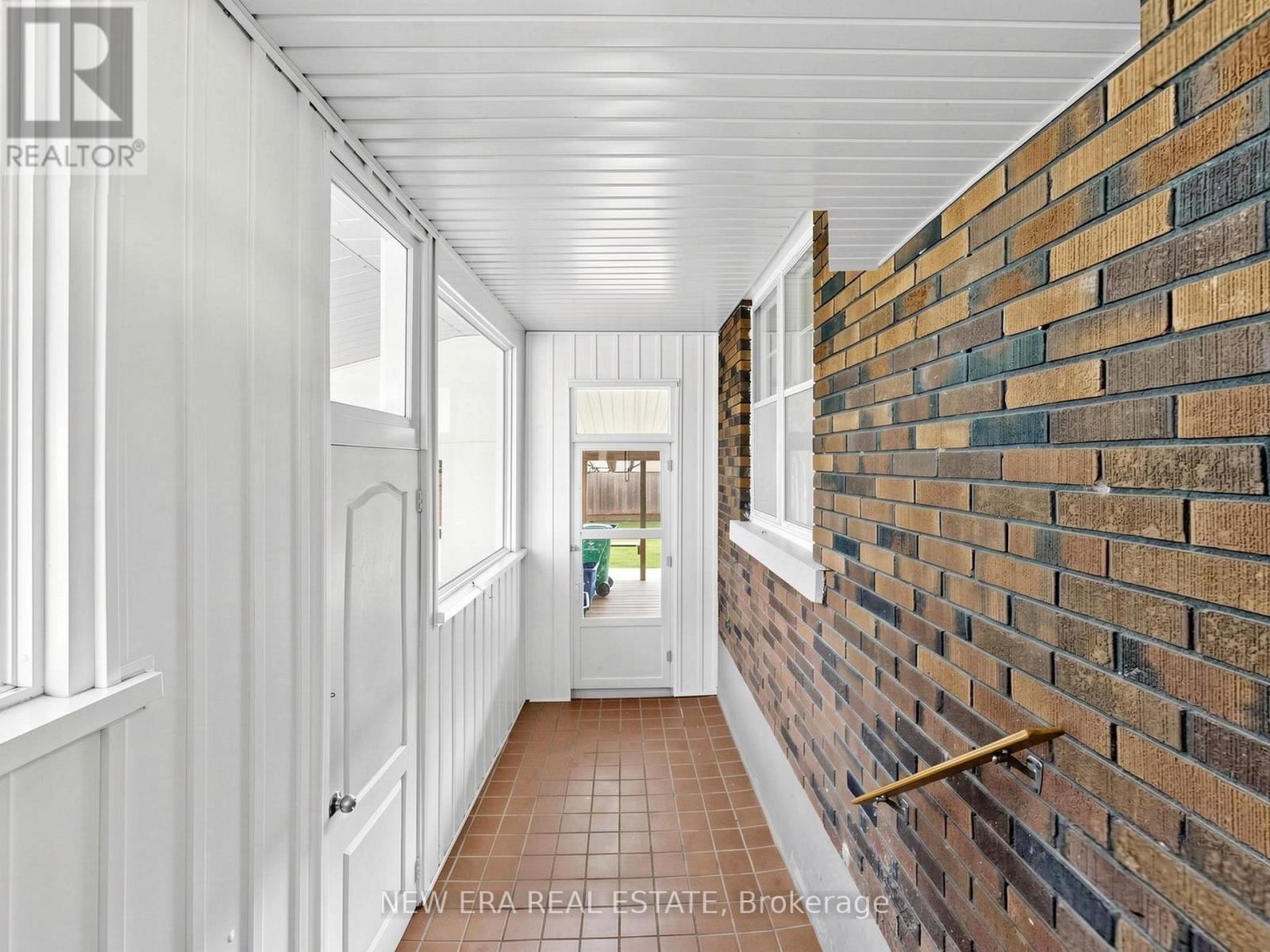 48 Christopher Drive, Cambridge, ON - Indoor Photo Showing Other Room