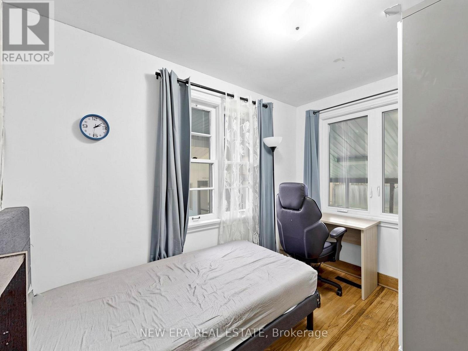 48 Christopher Drive, Cambridge, ON - Indoor Photo Showing Bedroom