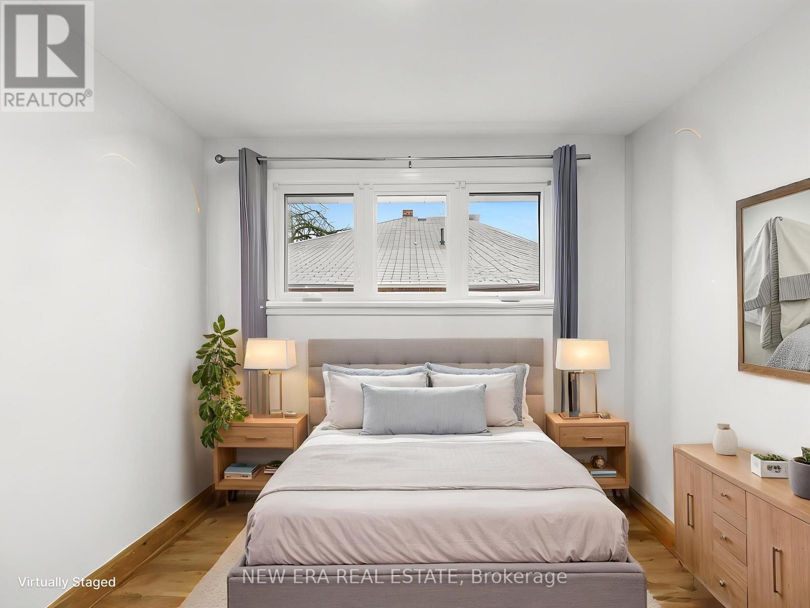 48 Christopher Drive, Cambridge, ON - Indoor Photo Showing Bedroom