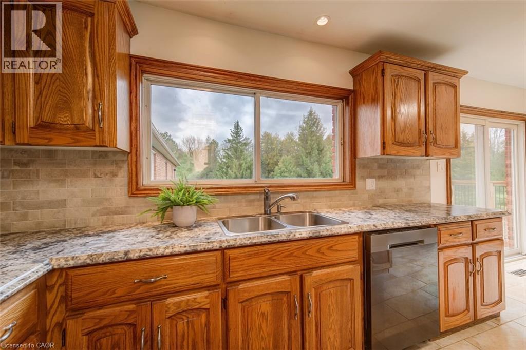 5762 8Th Line E, Ariss, ON - Indoor Photo Showing Kitchen With Double Sink