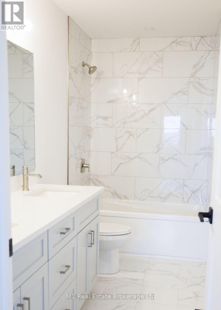 74 Bedell Drive, Mapleton, ON - Indoor Photo Showing Bathroom