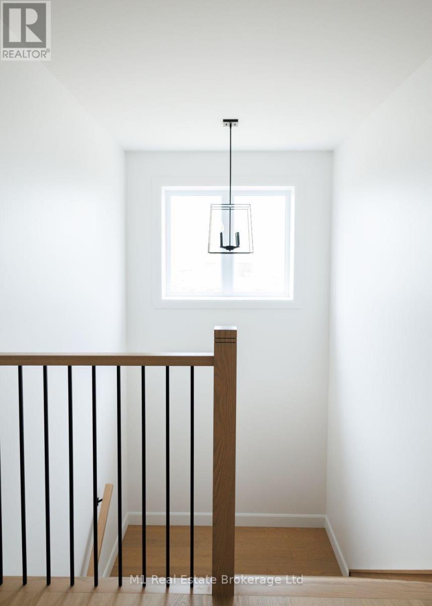 74 Bedell Drive, Mapleton, ON - Indoor Photo Showing Other Room