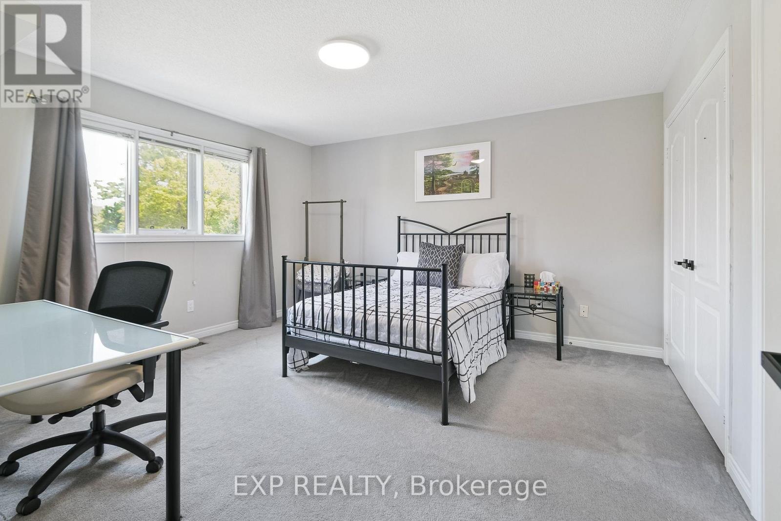 29 Batson Drive, Aurora, ON - Indoor Photo Showing Bedroom