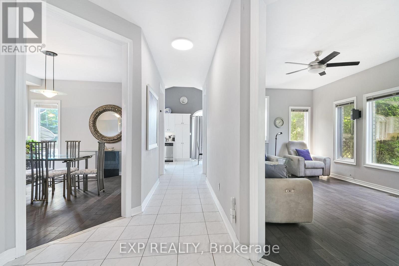 29 Batson Drive, Aurora, ON - Indoor Photo Showing Other Room