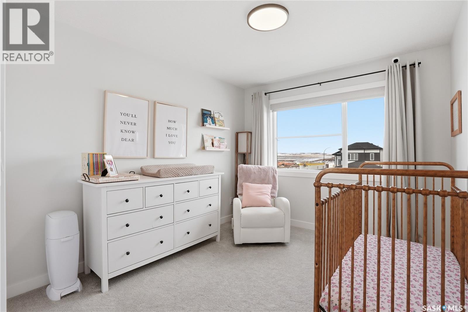 606 Delainey Road, Saskatoon, SK - Indoor Photo Showing Bedroom