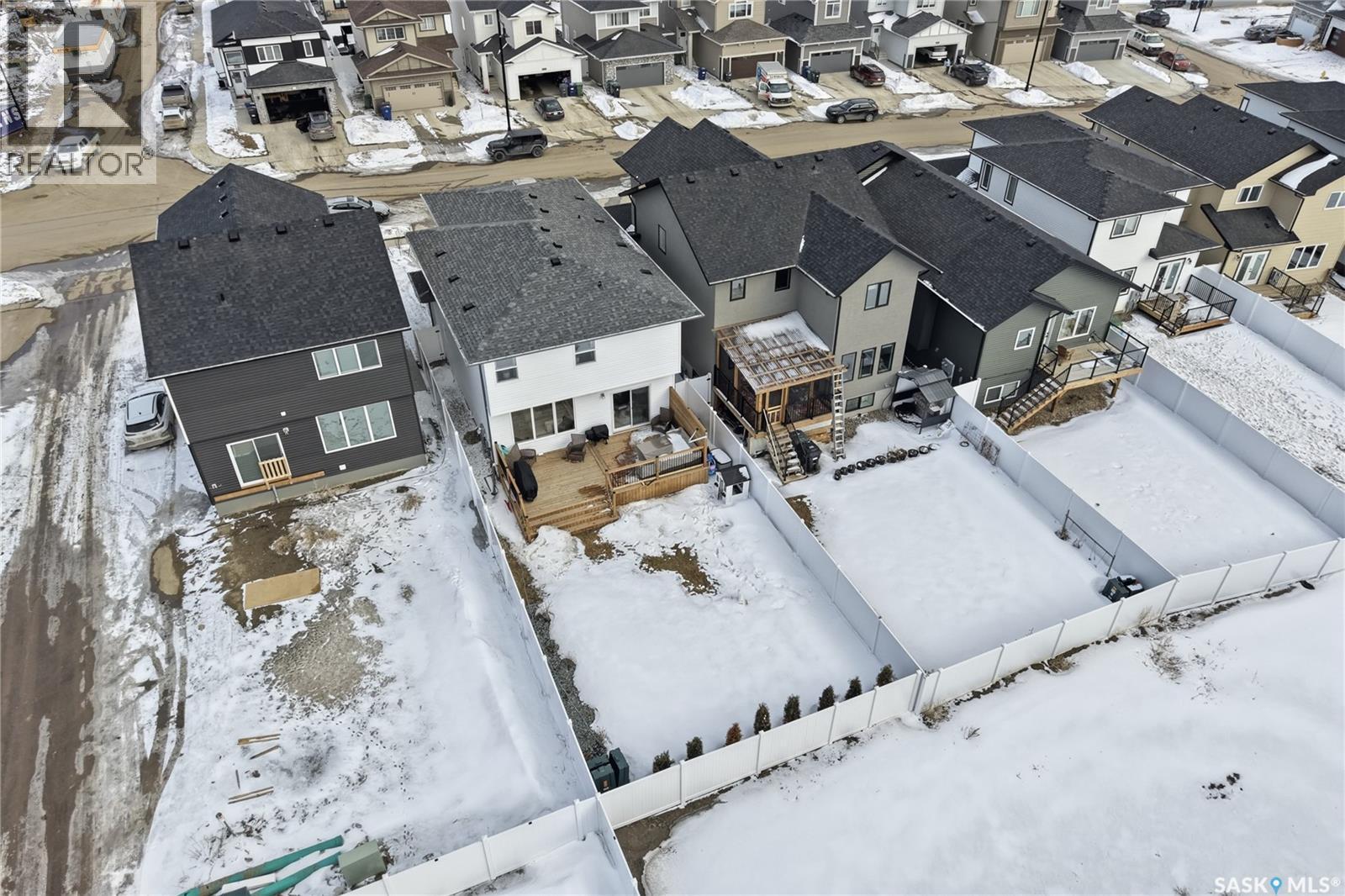 606 Delainey Road, Saskatoon, SK - Outdoor