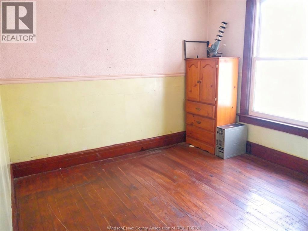 1050 Drouillard, Windsor, ON - Indoor Photo Showing Other Room