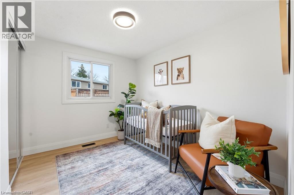 114 Christopher Drive, Waterloo, ON - Indoor Photo Showing Other Room