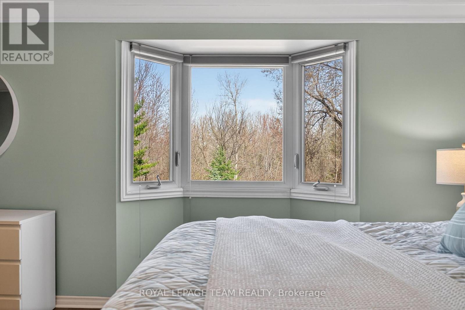161 Springwater Drive, Ottawa, ON - Indoor Photo Showing Bedroom