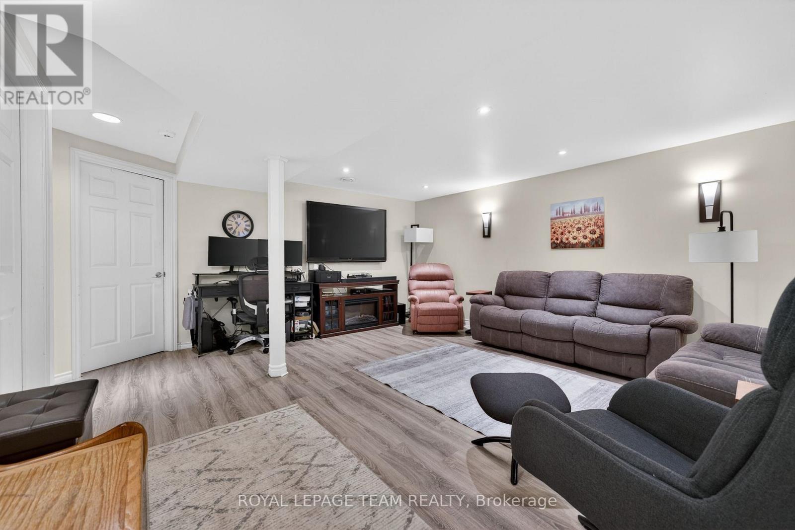 161 Springwater Drive, Ottawa, ON - Indoor Photo Showing Other Room