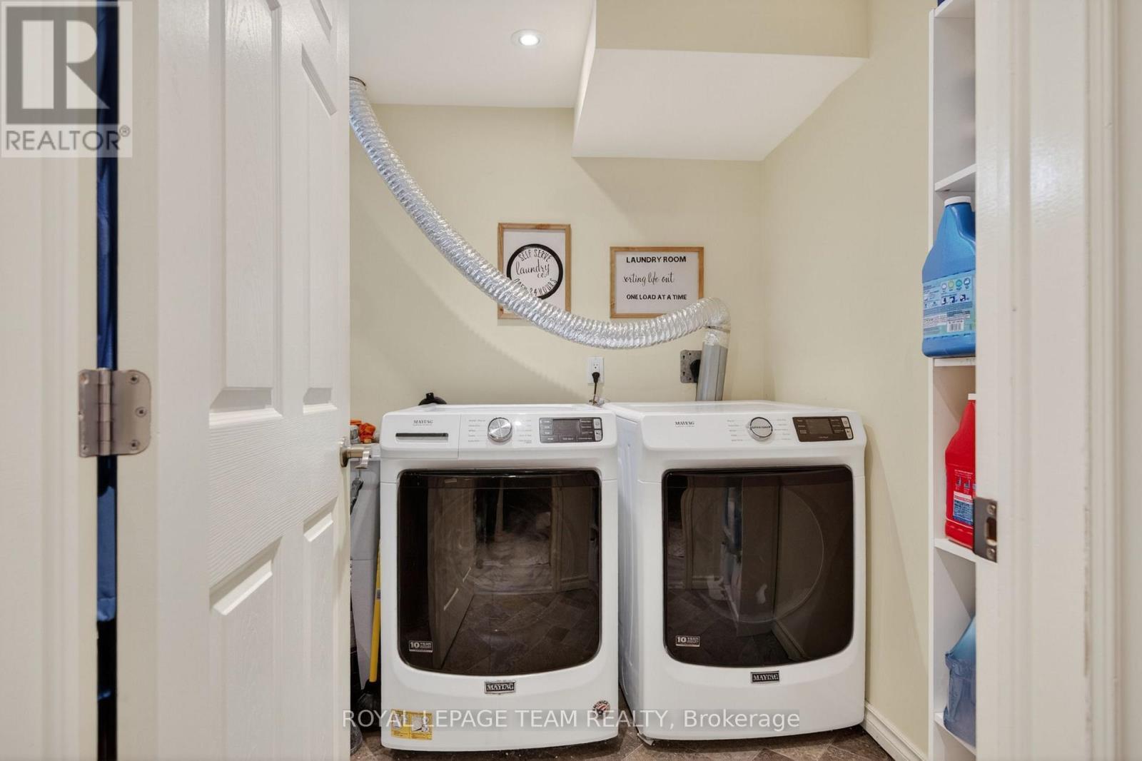 161 Springwater Drive, Ottawa, ON - Indoor Photo Showing Laundry Room