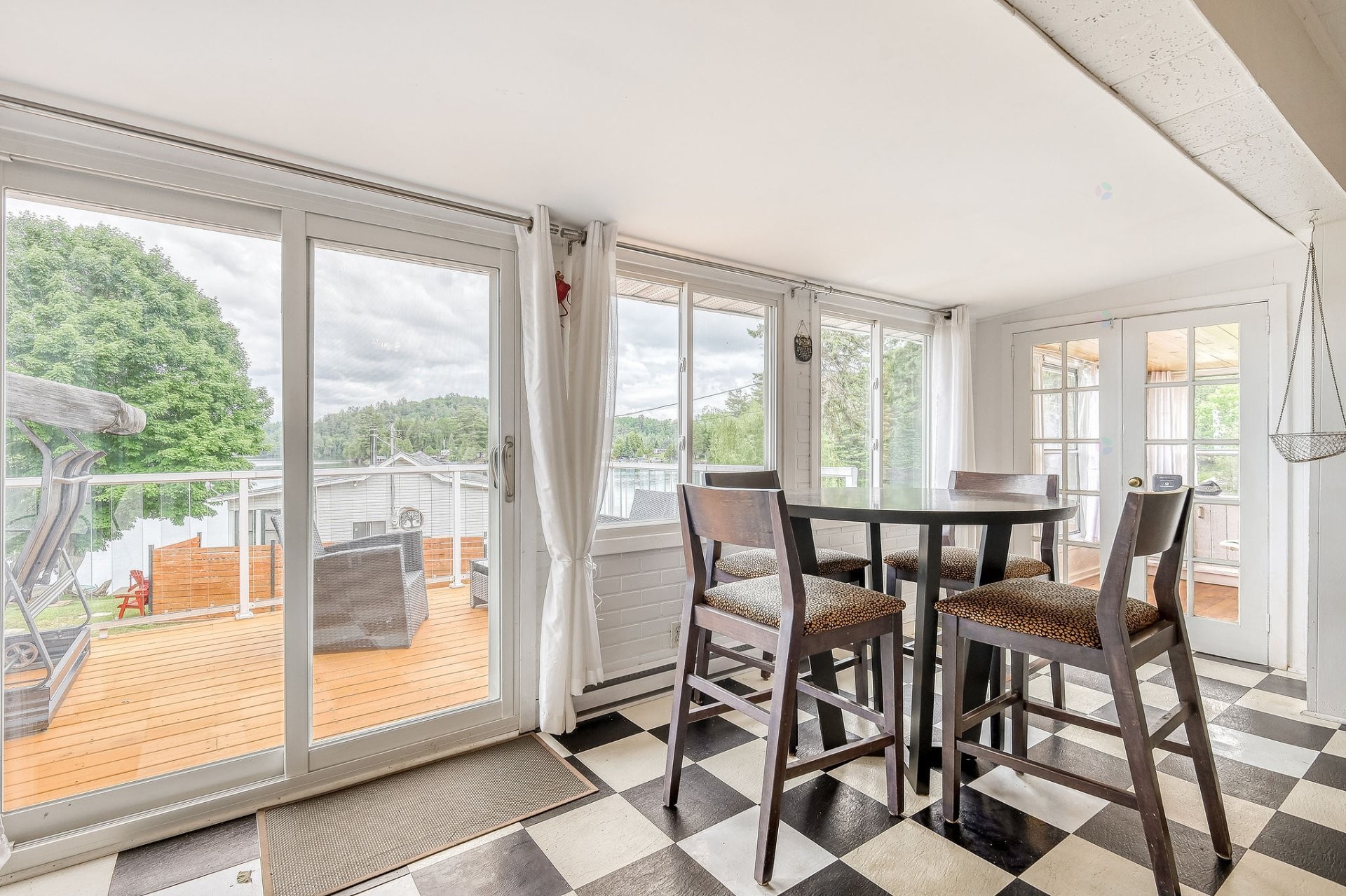 Dinette - 3 Ch. Loyer, Bowman, QC - Indoor Photo Showing Dining Room
