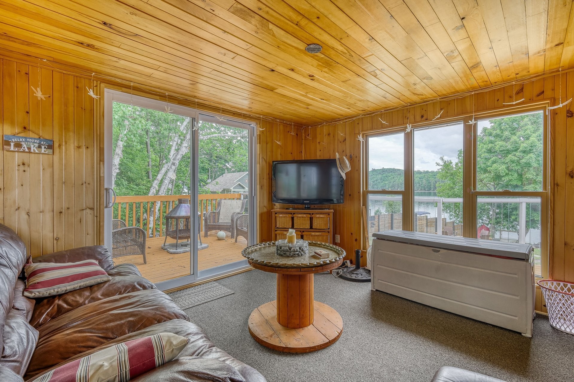 Veranda - 3 Ch. Loyer, Bowman, QC - Indoor Photo Showing Living Room