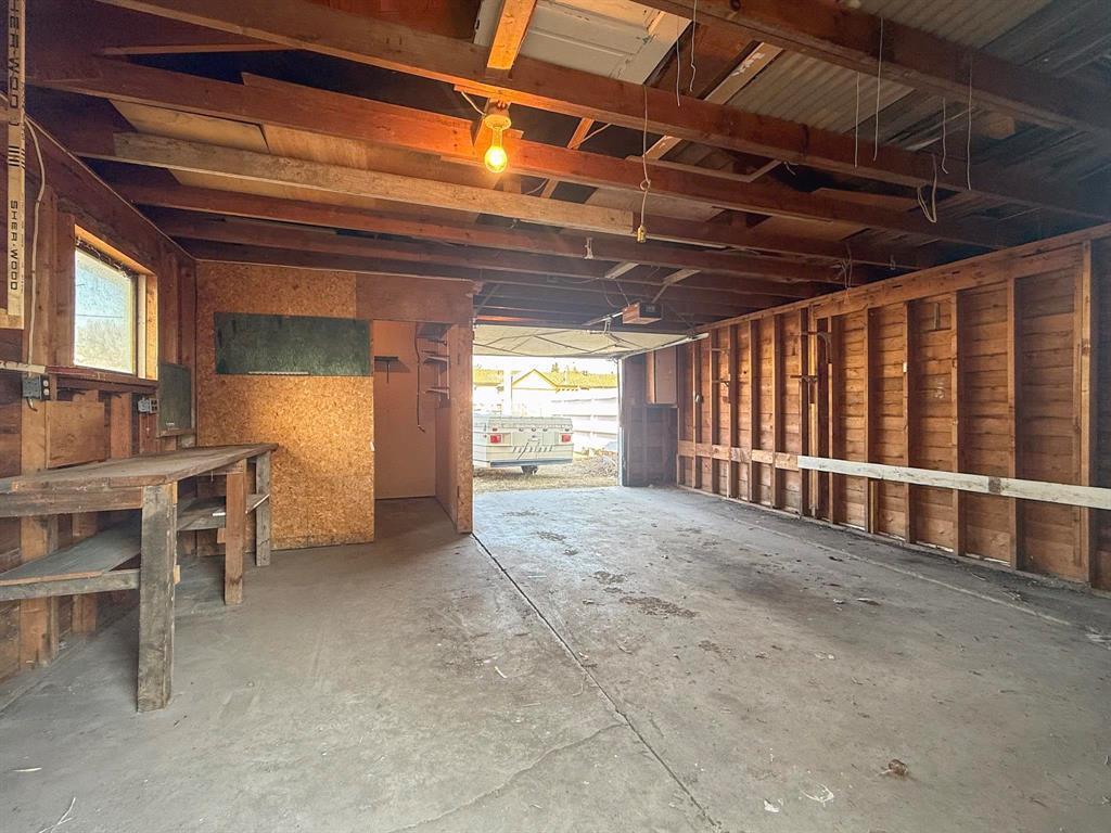 6 Aster Crescent, Brandon, MB - Indoor