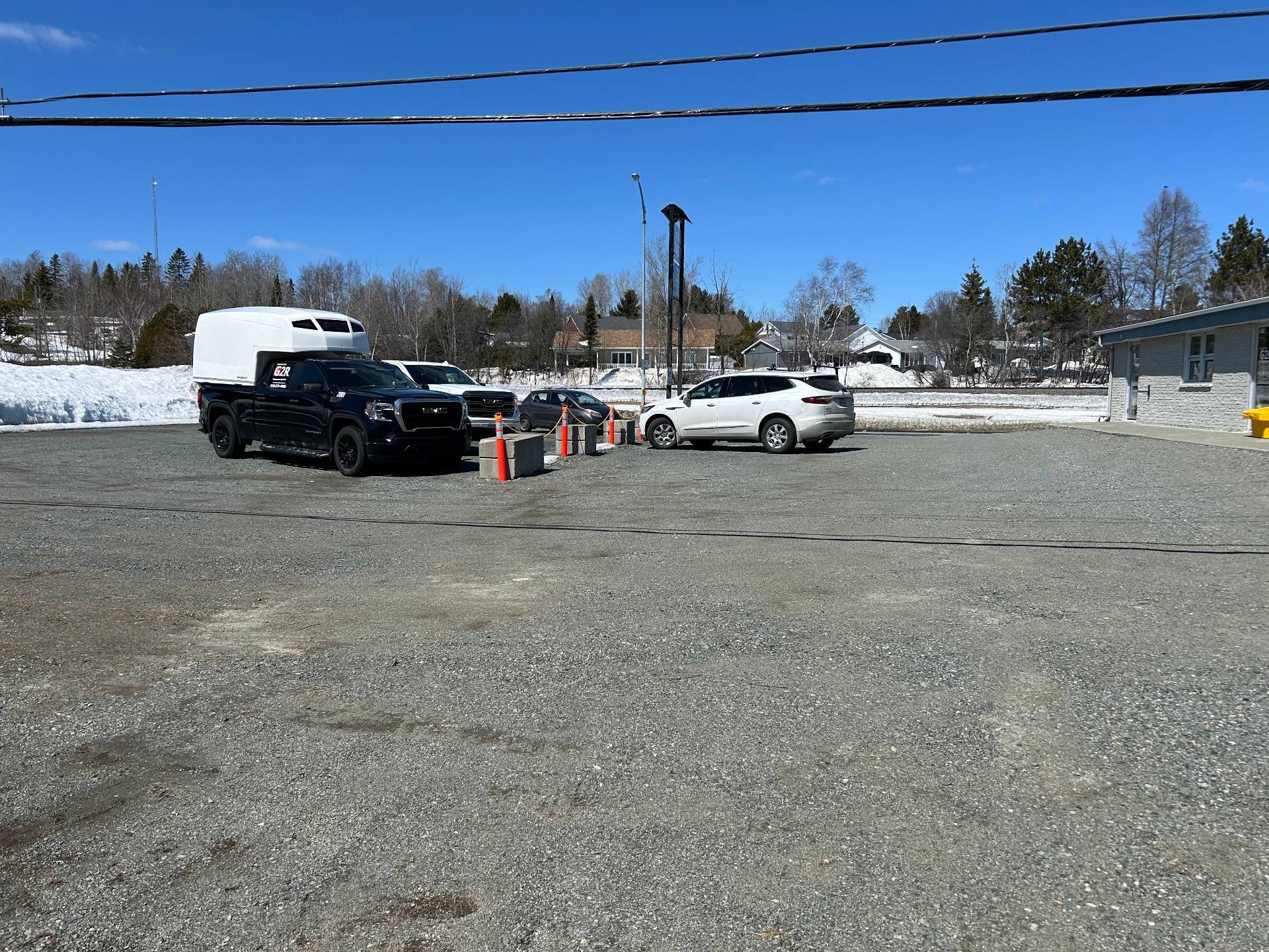 Parking - 2813 Boul. Rideau, Rouyn-Noranda, QC - Outdoor