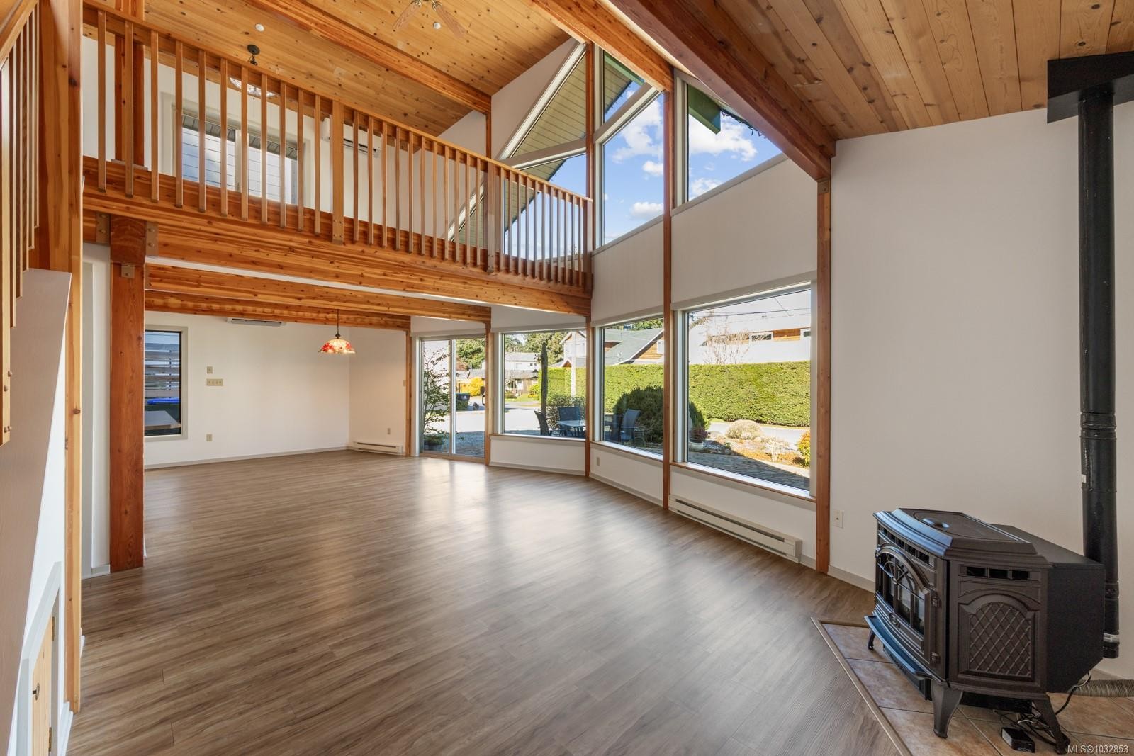 471 Windslow Rd, Comox, BC
