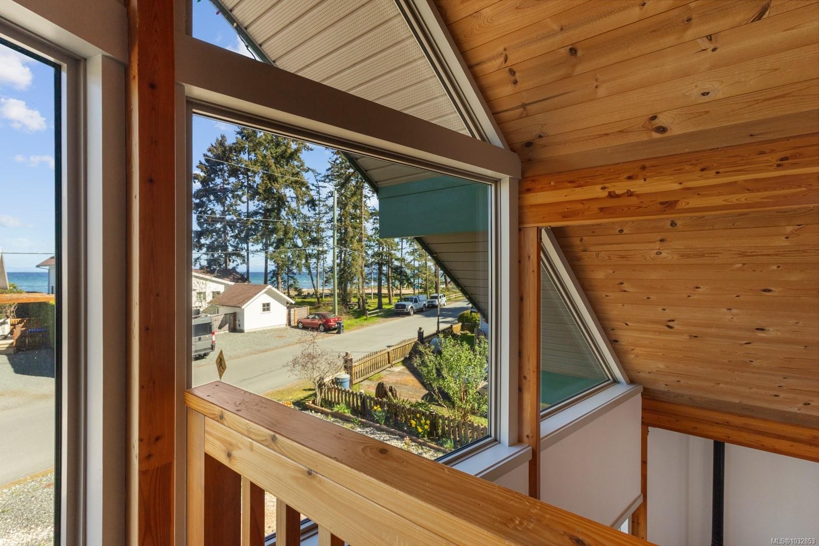 471 Windslow Rd, Comox, BC