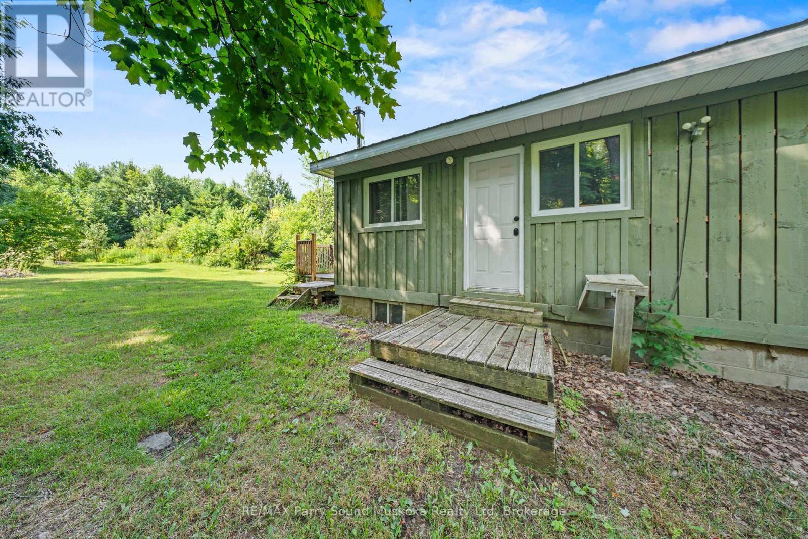 28 Black Road, Seguin, ON - Outdoor