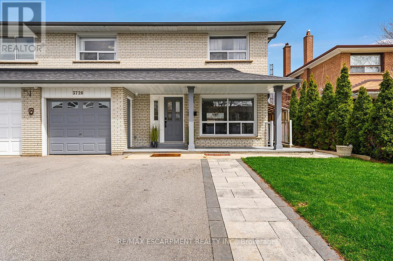 3726 Holden Crescent, Mississauga, ON - Outdoor