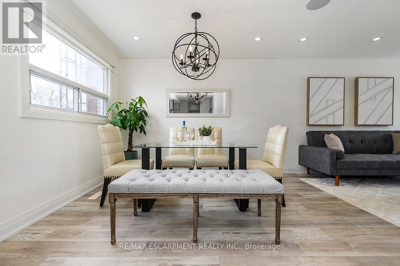 3726 Holden Crescent, Mississauga, ON - Indoor