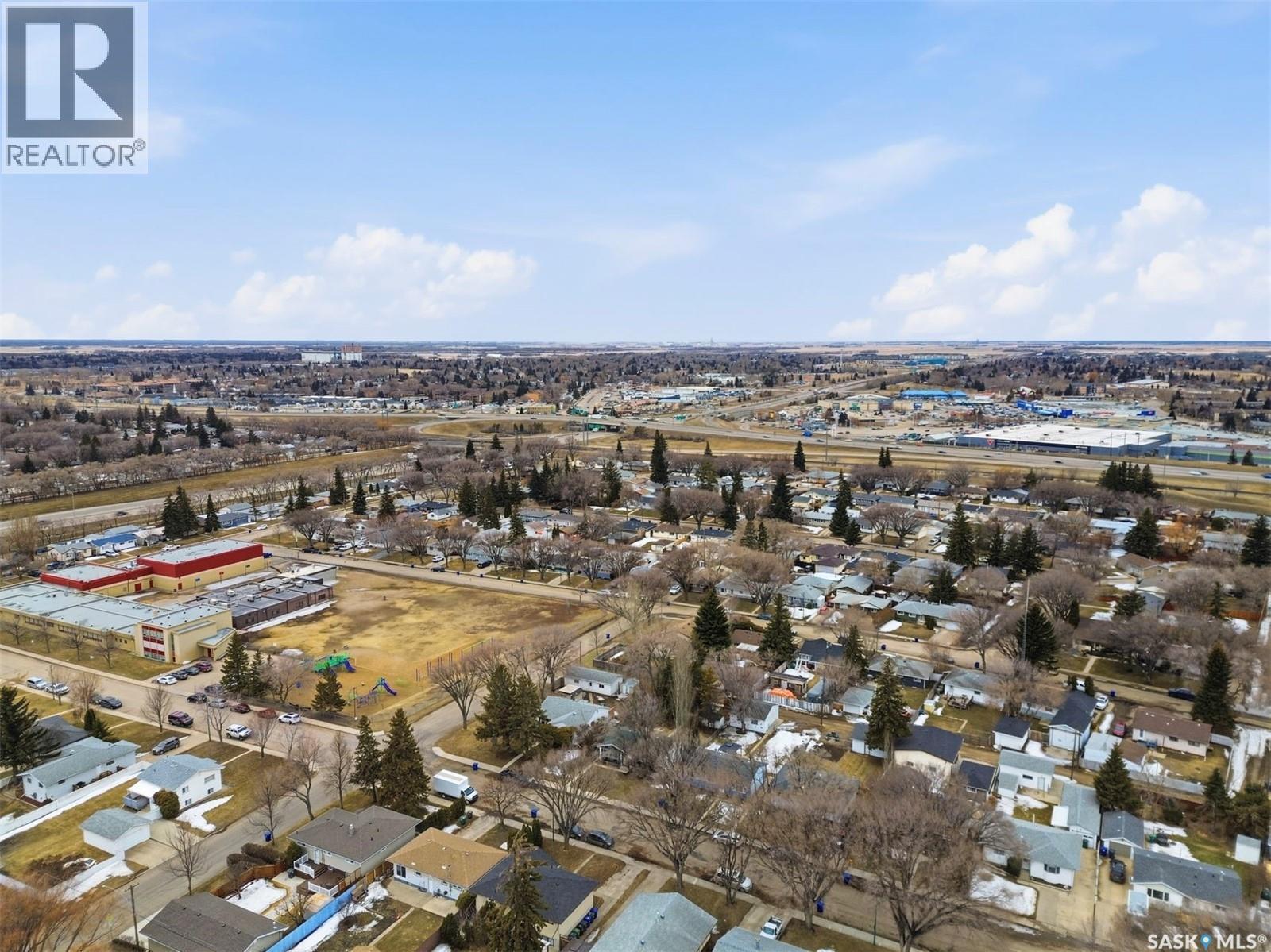 305 Montreal Avenue N, Saskatoon, SK - Outdoor With View