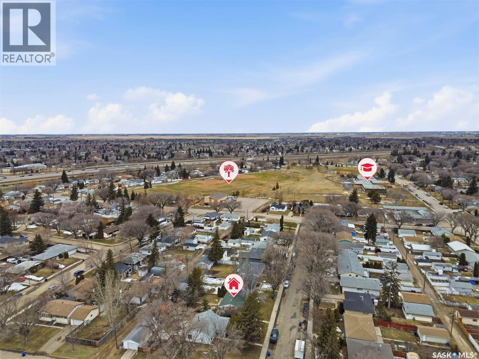 305 Montreal Avenue N, Saskatoon, SK - Outdoor With View