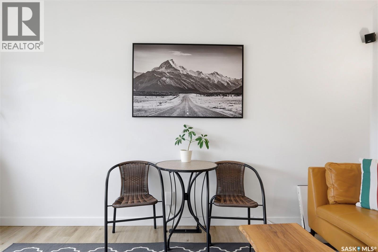 305 Montreal Avenue N, Saskatoon, SK - Indoor Photo Showing Other Room