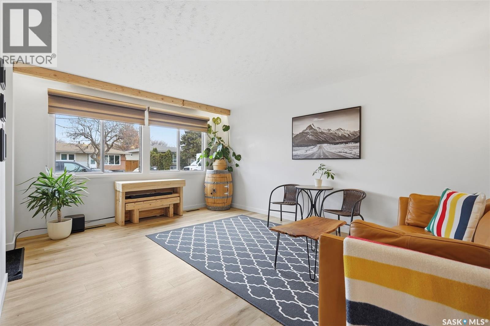 305 Montreal Avenue N, Saskatoon, SK - Indoor Photo Showing Other Room
