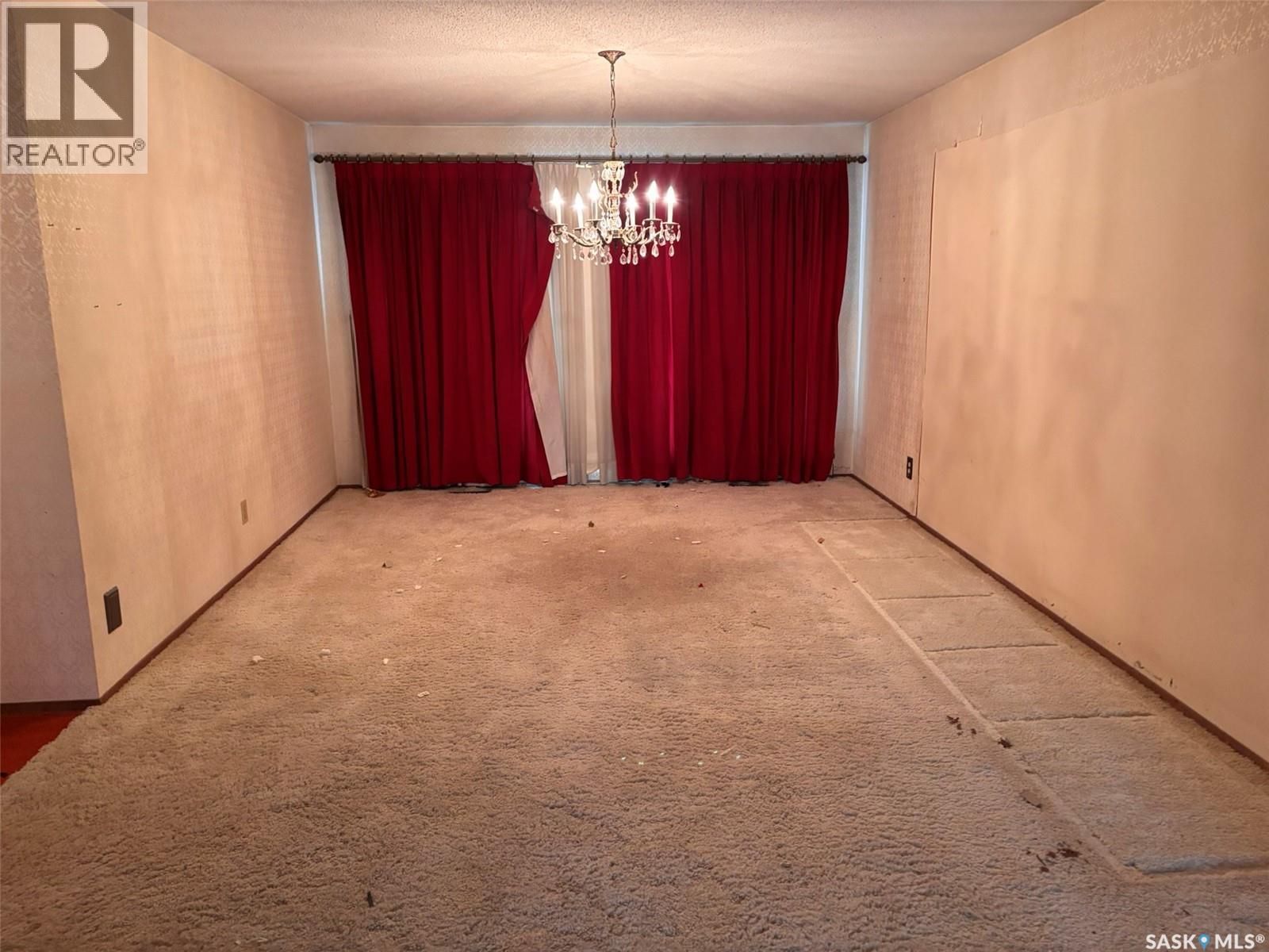 5 Malcolm Place, Saskatoon, SK - Indoor Photo Showing Other Room