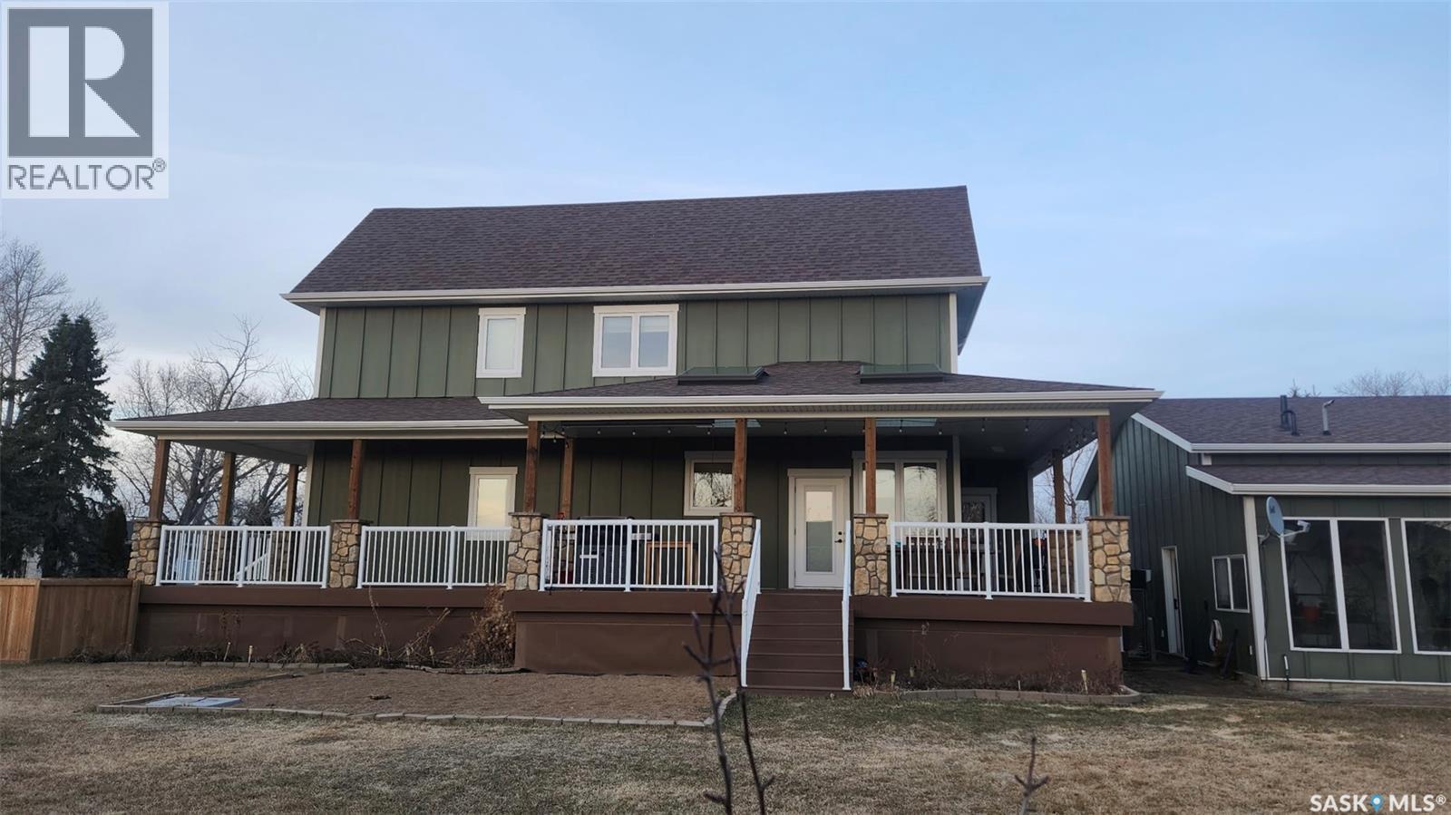 105 Francis Street, Francis, SK - Outdoor With Deck Patio Veranda