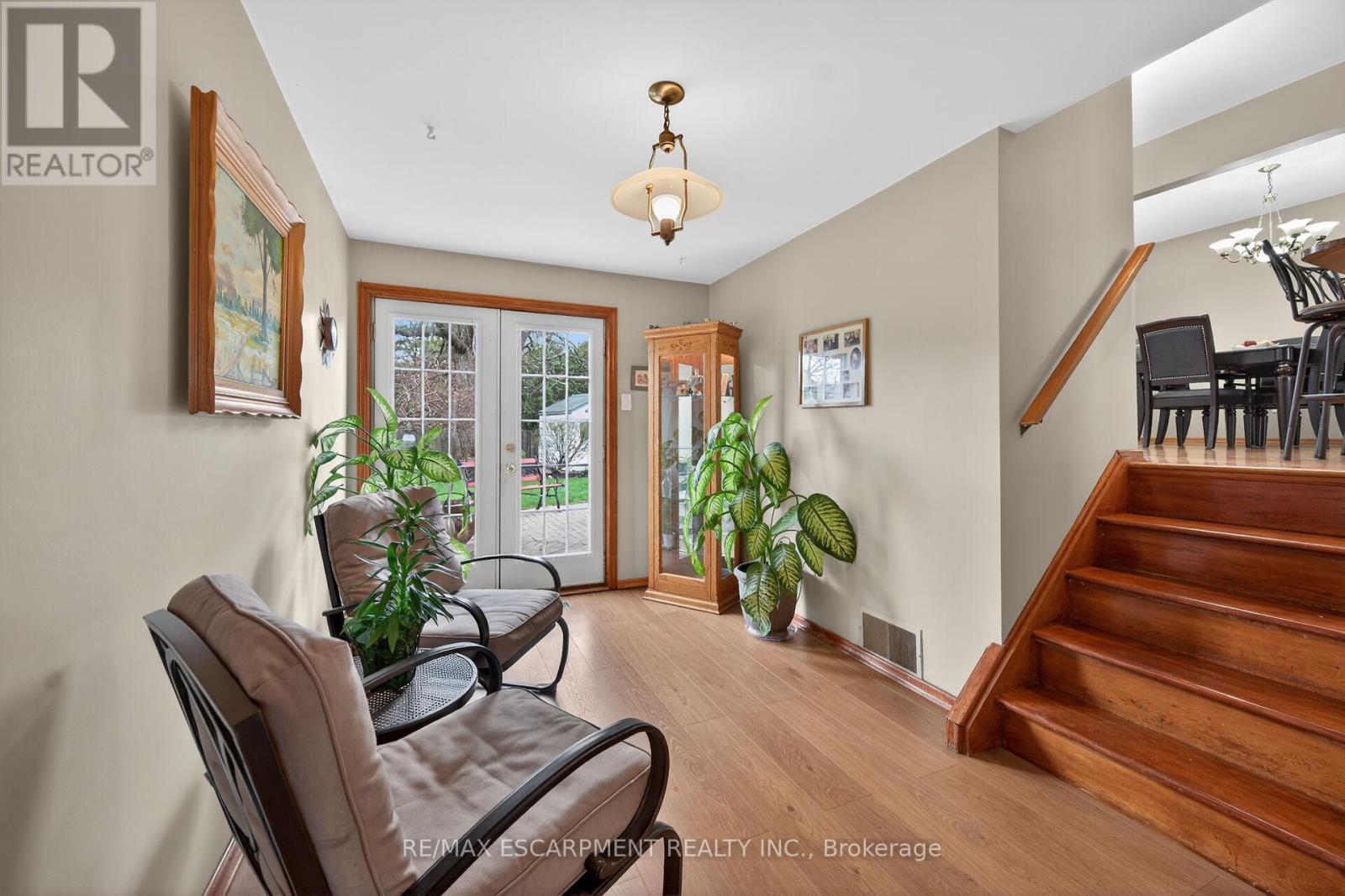 210 Columbia Drive, Hamilton, ON - Indoor Photo Showing Other Room