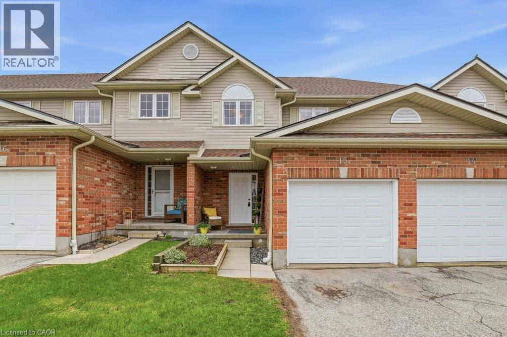Welcome to this beautiful townhome - 42 Fallowfield Drive Unit# 15, Kitchener, ON - Outdoor With Facade