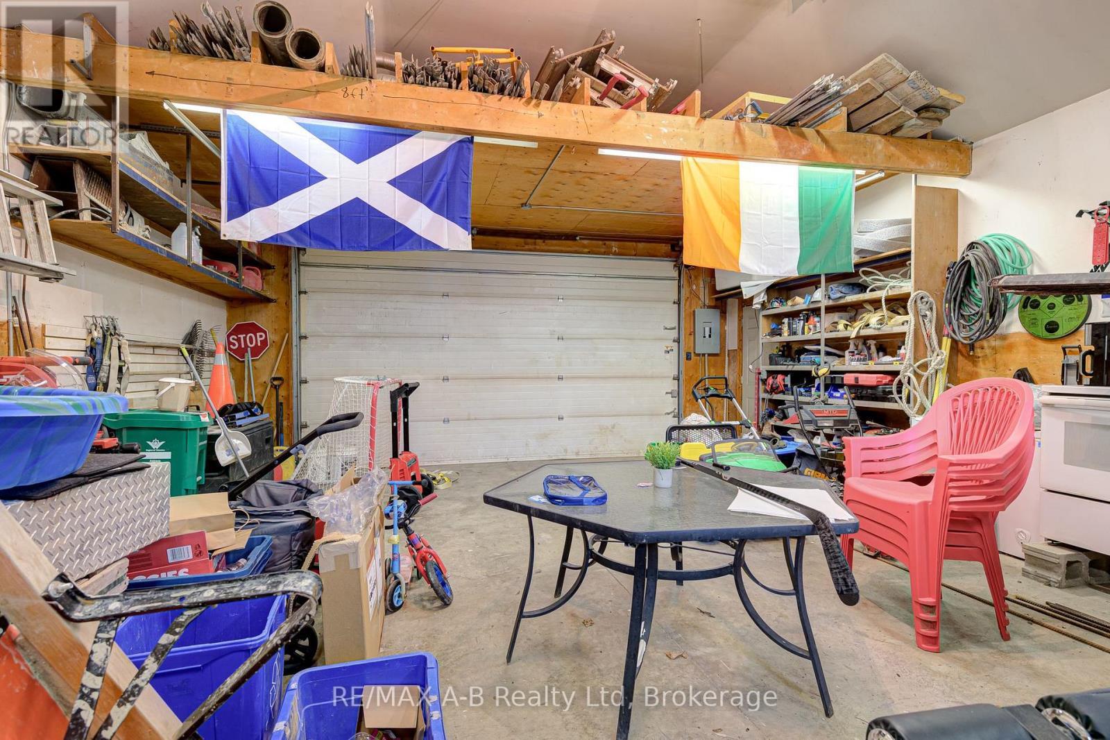 19 Linton Place, Kitchener, ON