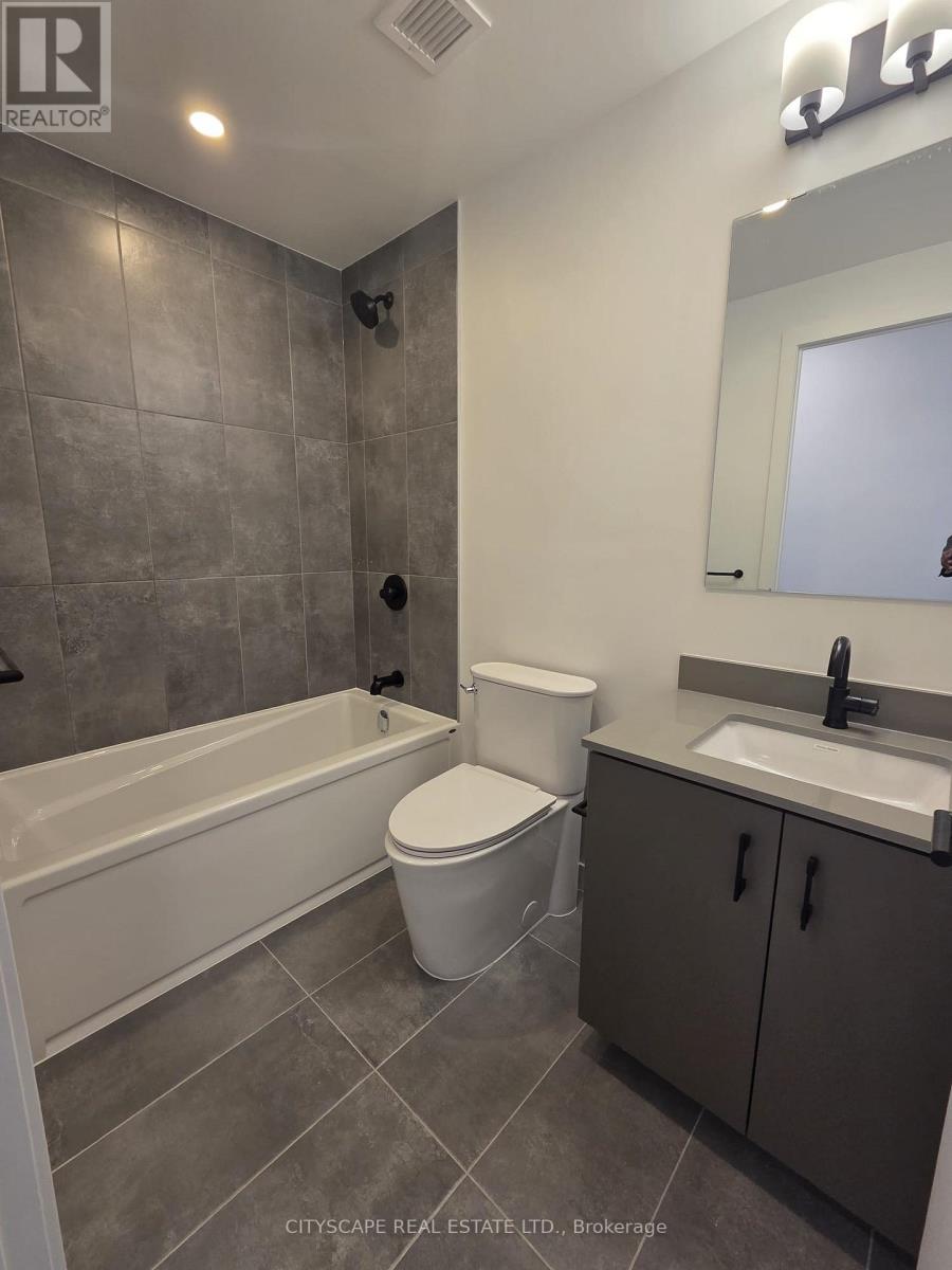 C709 - 4878 Powers Common, Burlington, ON - Indoor Photo Showing Bathroom