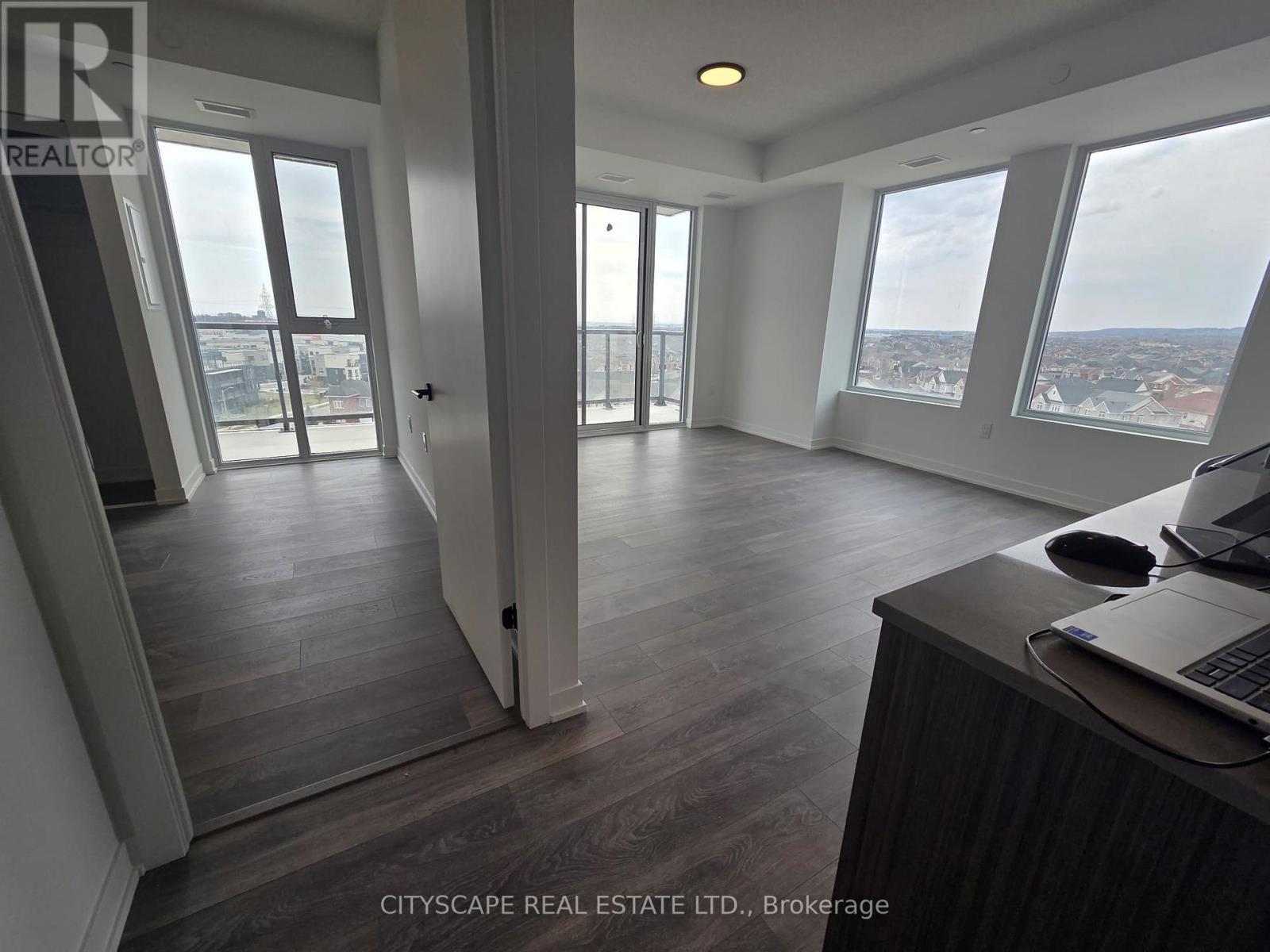 C709 - 4878 Powers Common, Burlington, ON - Indoor Photo Showing Other Room