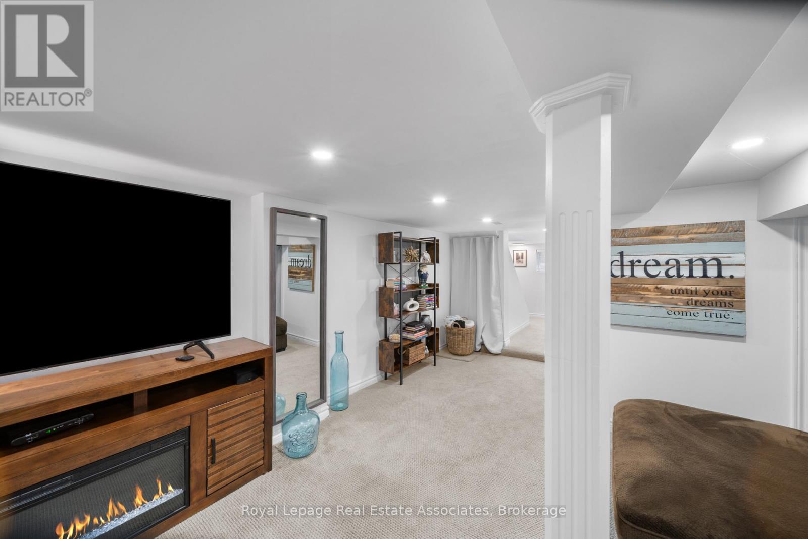 36 Mississauga Road N, Mississauga, ON - Indoor