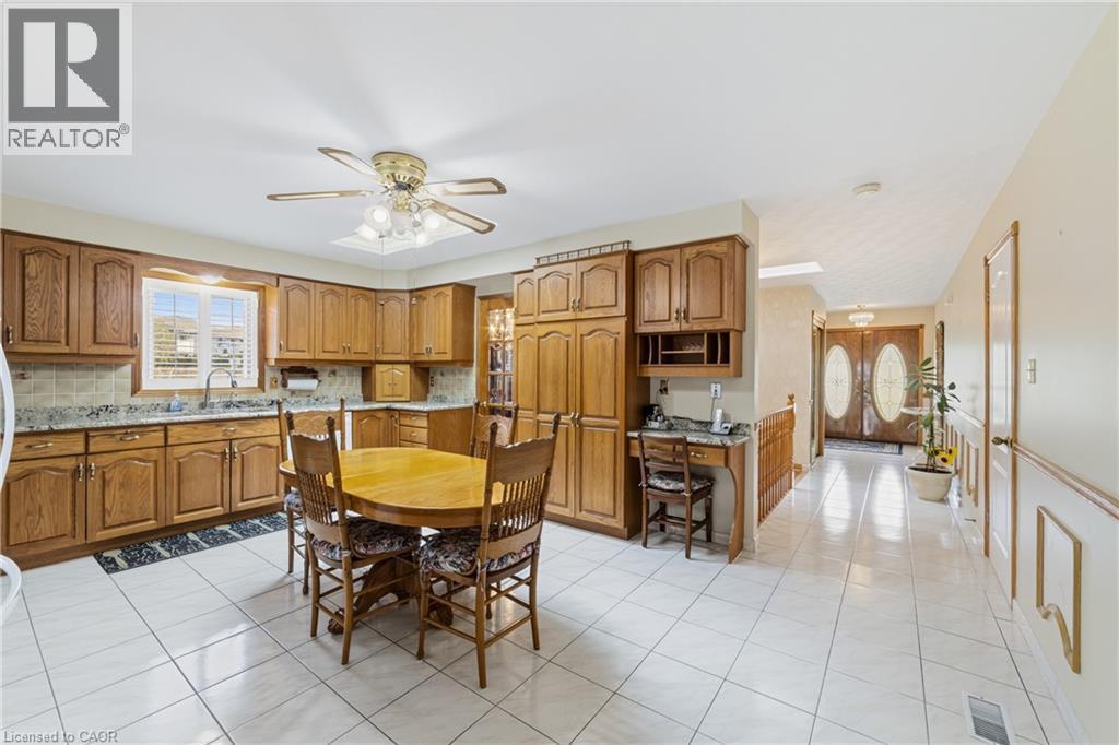 546 Dicenzo Drive, Hamilton, ON - Indoor