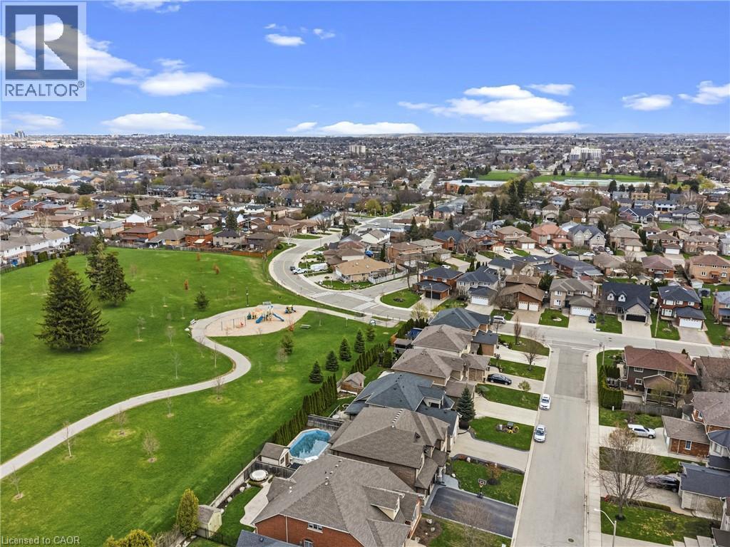 546 Dicenzo Drive, Hamilton, ON - Outdoor With View