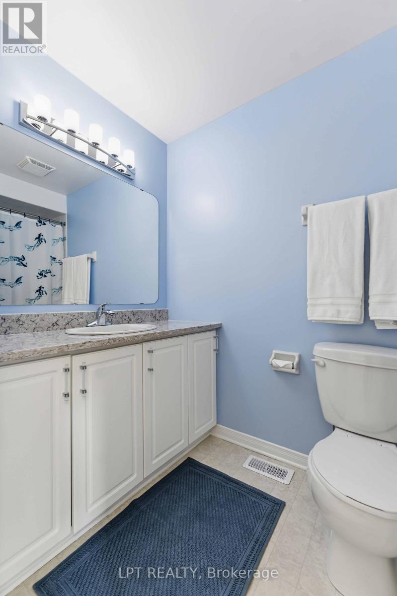 49 Pennard Way, Ottawa, ON - Indoor Photo Showing Bathroom