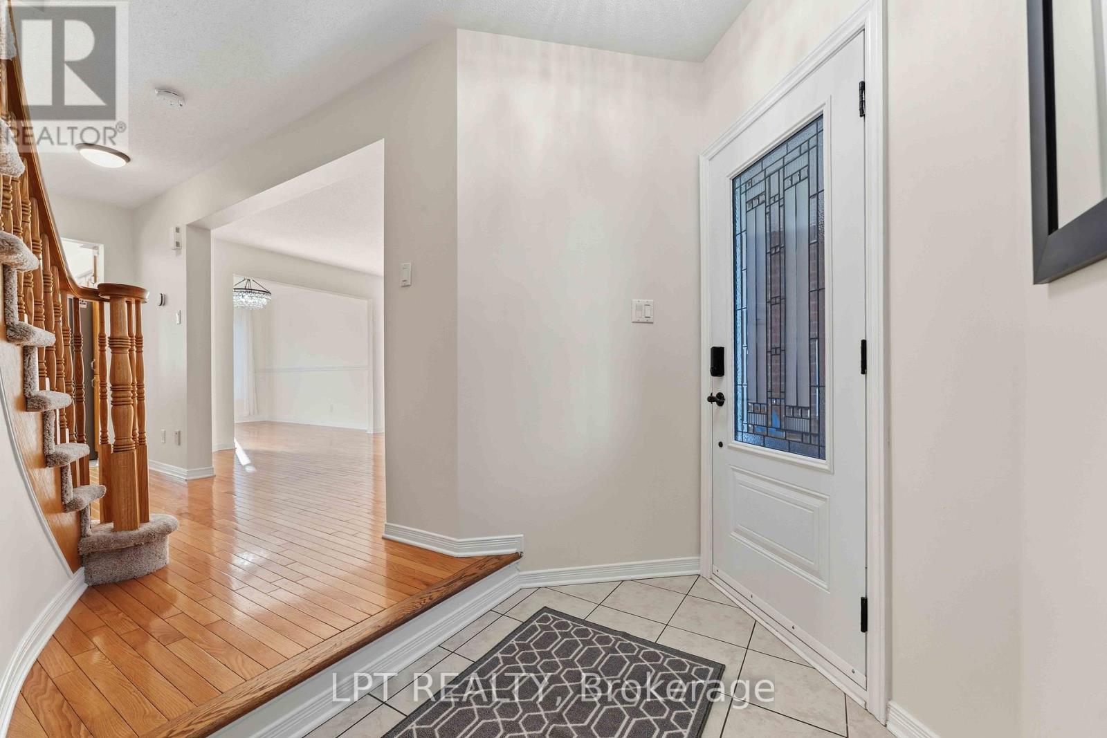 49 Pennard Way, Ottawa, ON - Indoor Photo Showing Other Room