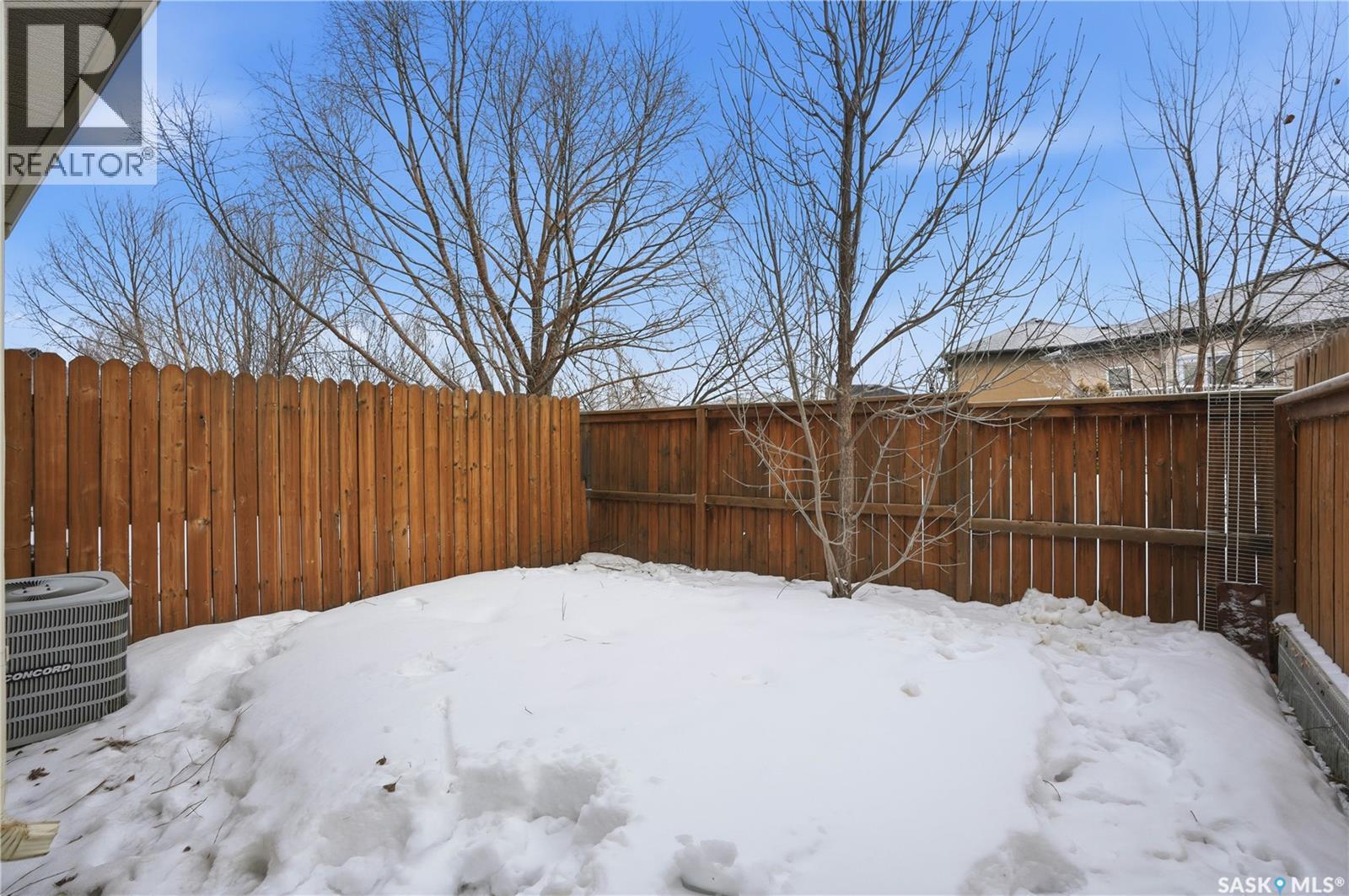 111 115 Shepherd Crescent, Saskatoon, SK - Outdoor