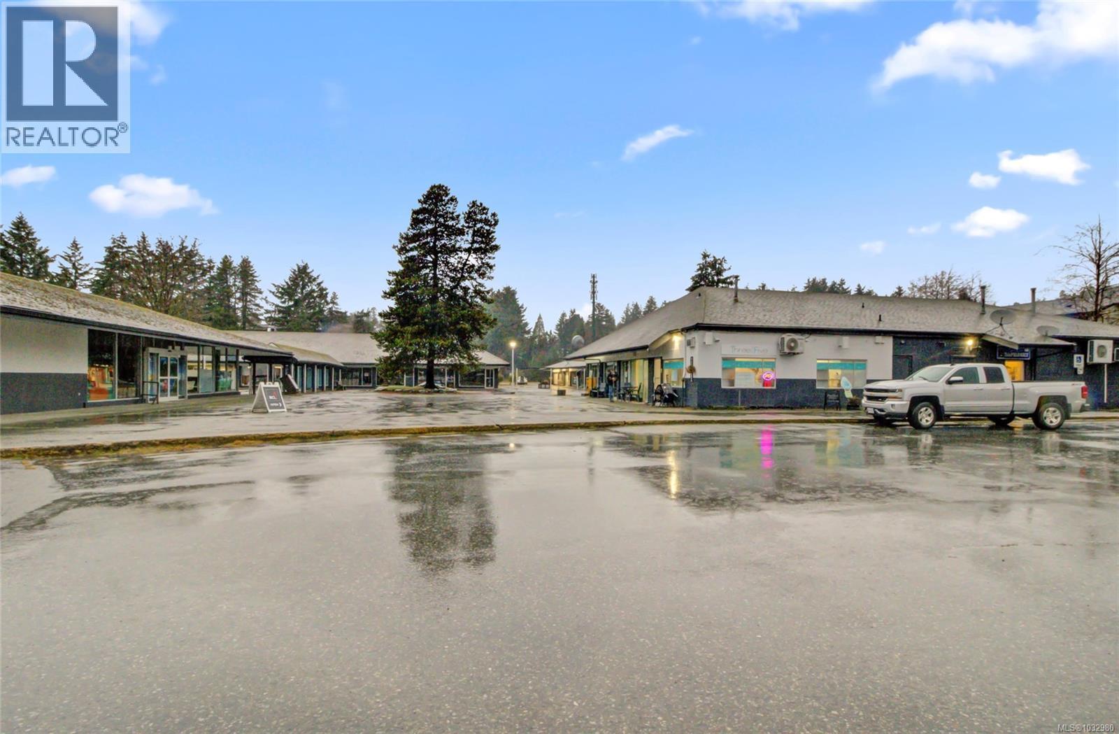 375 Nimpkish Dr, Gold River, BC