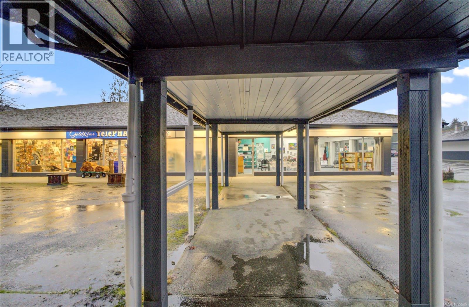 375 Nimpkish Dr, Gold River, BC