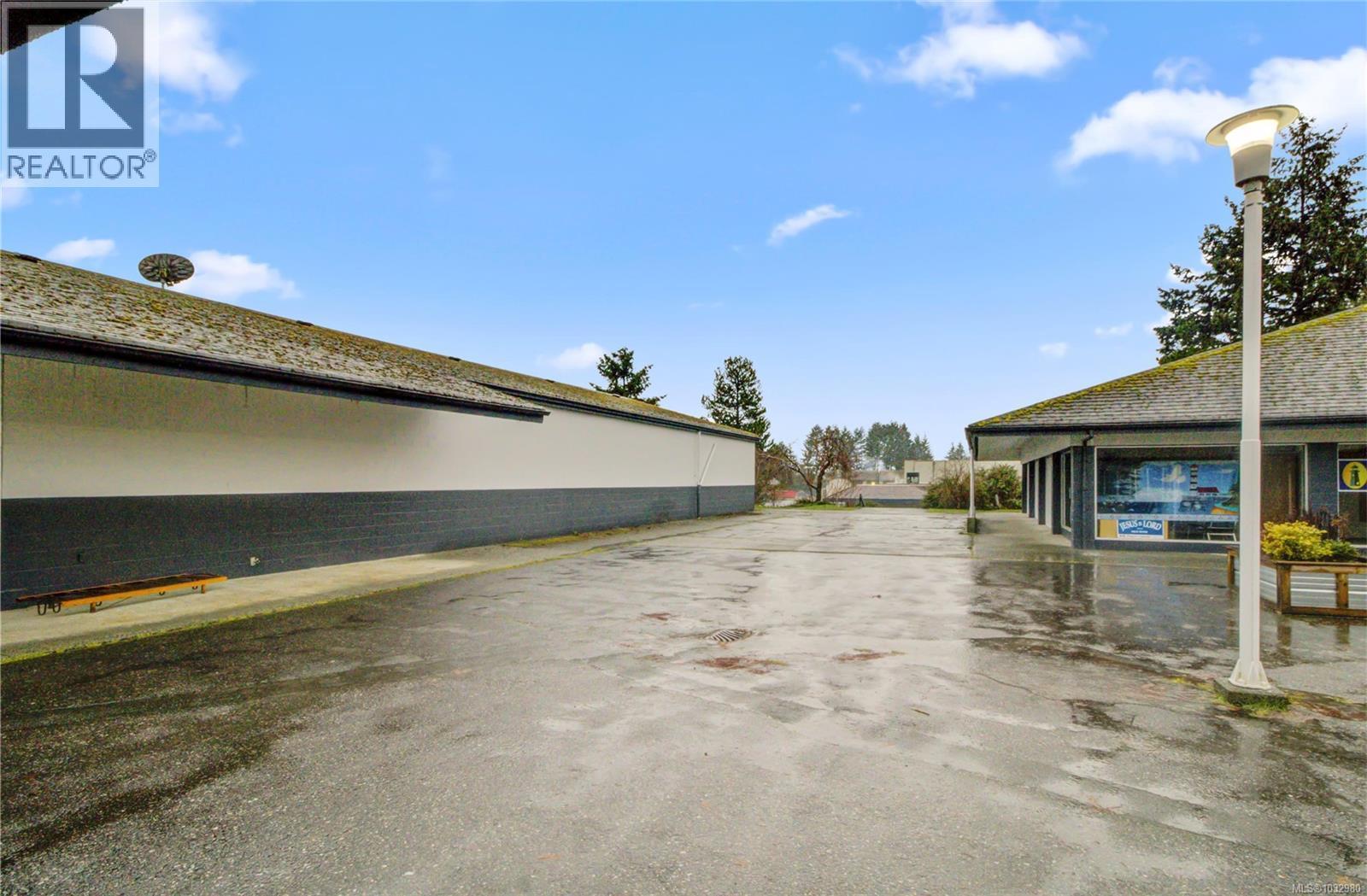 375 Nimpkish Dr, Gold River, BC