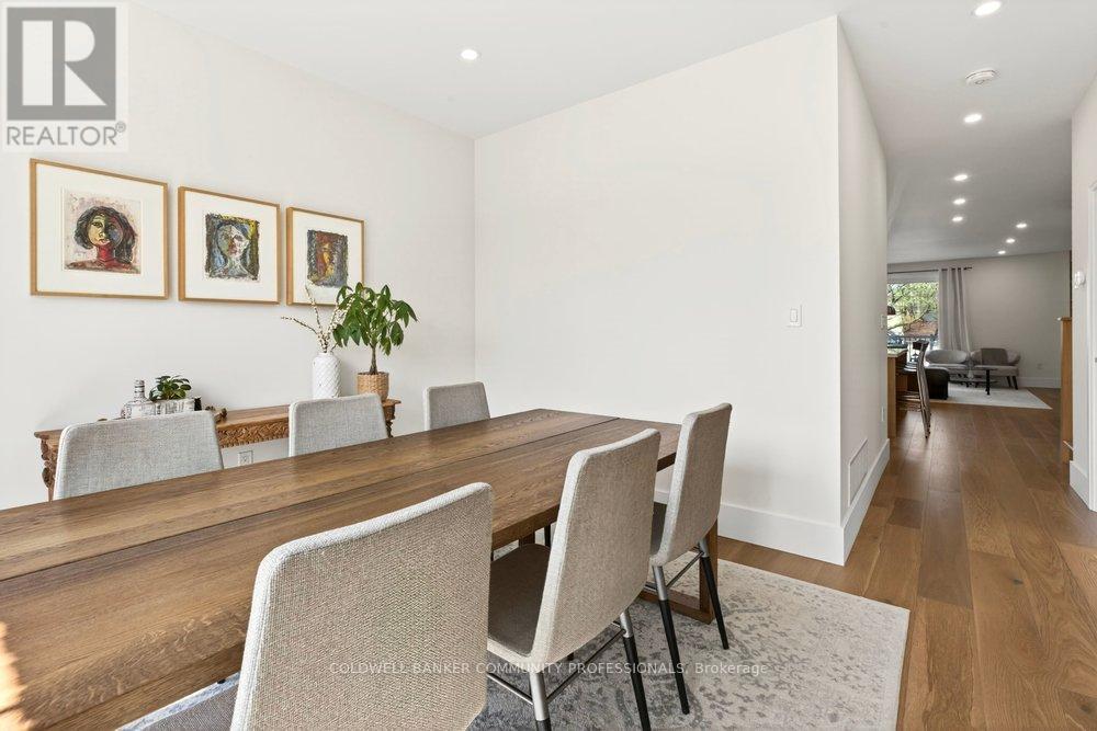 128 Canada Street, Hamilton, ON - Indoor Photo Showing Other Room